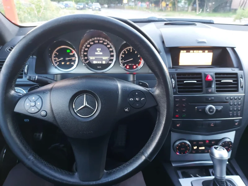 Mercedes-Benz C 200 KOMPRESSOR FULL AMG, снимка 11 - Автомобили и джипове - 52535811