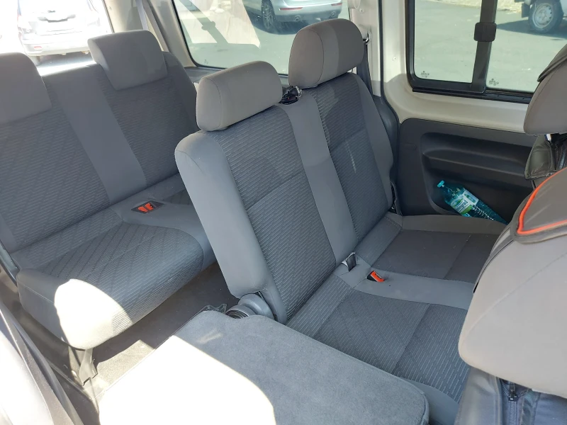 VW Caddy MAXI  1.2 бензин 105 коня, снимка 9 - Автомобили и джипове - 52614535