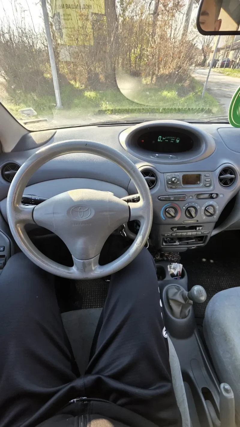 Toyota Yaris, снимка 7 - Автомобили и джипове - 52866252