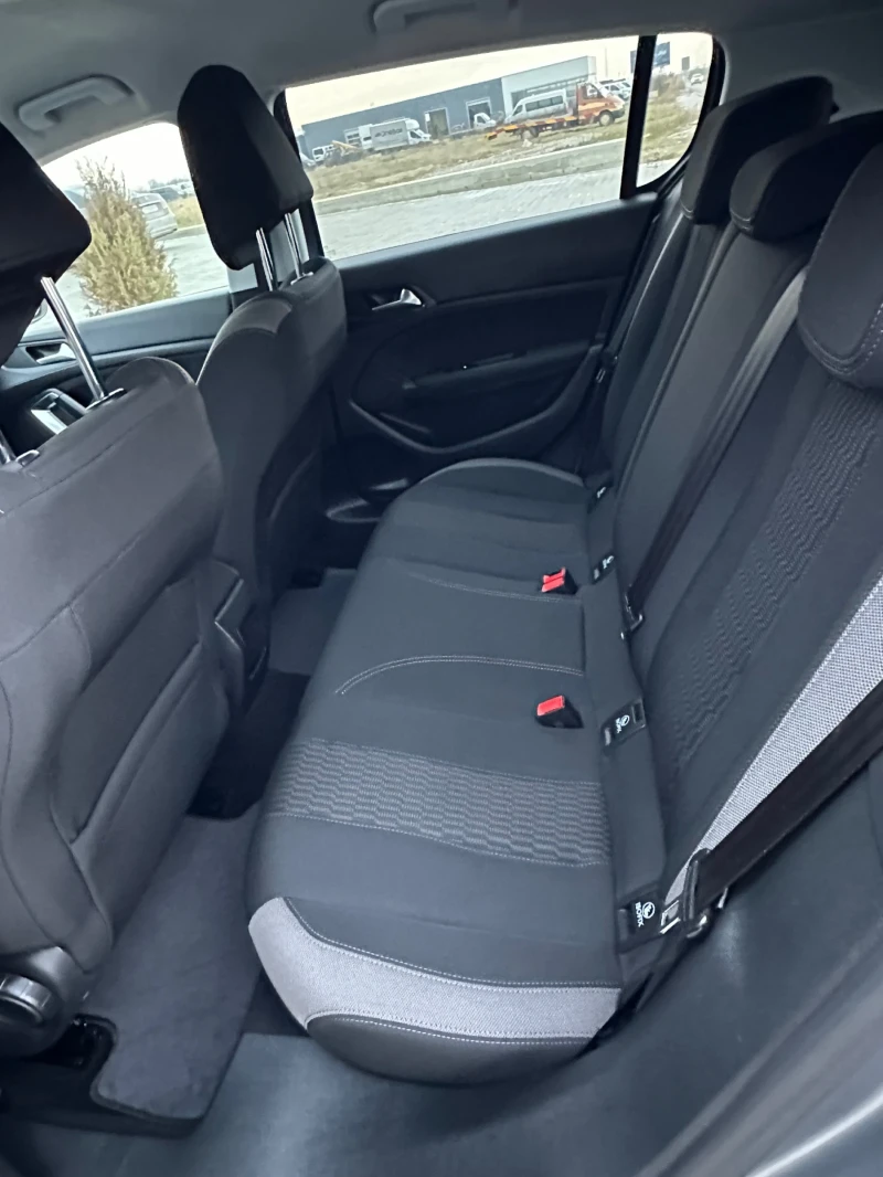 Peugeot 308 1.6HDi/100кс/STYLE/Парктроник/Навигация/, снимка 6 - Автомобили и джипове - 52891727