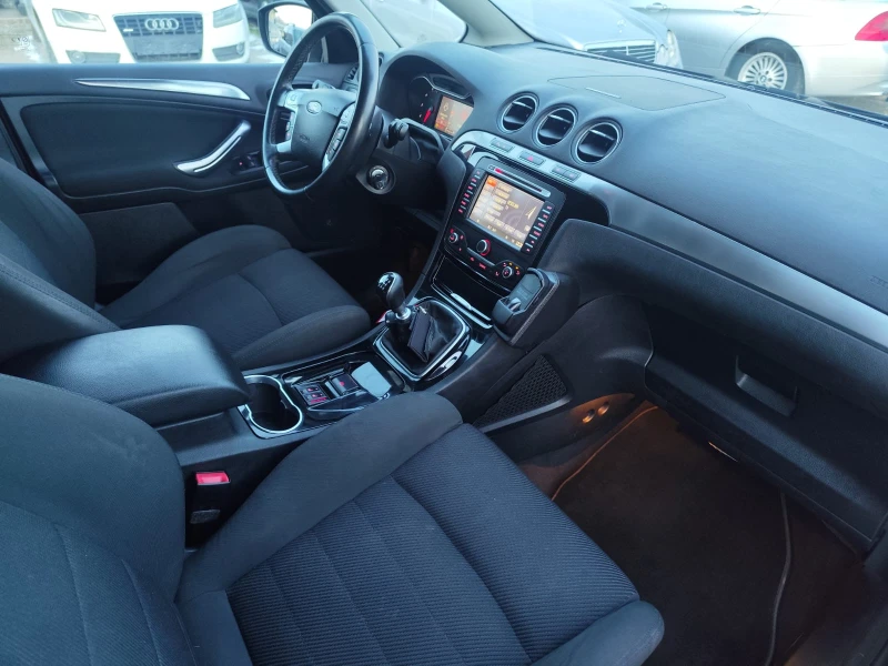 Ford S-Max 2.0 дизел 140 коня, снимка 11 - Автомобили и джипове - 53186166