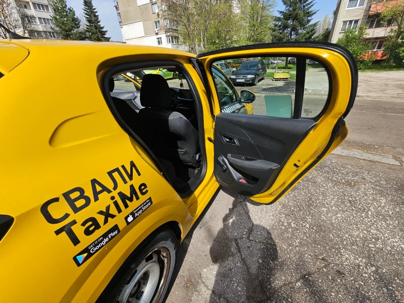 Peugeot 208, снимка 7 - Автомобили и джипове - 53516359