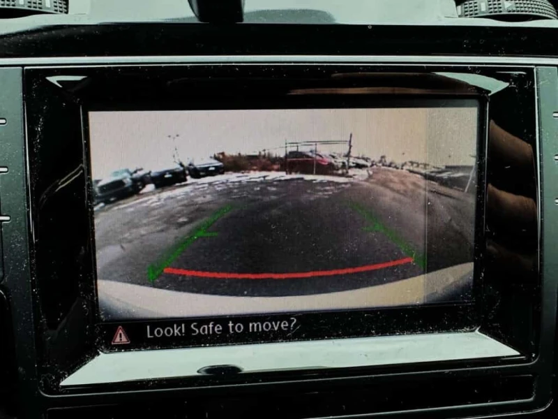 VW Golf * 5dr HB DSG 2.0 TDI Highline * CARFAX * ЦЕНА ДО Б, снимка 13 - Автомобили и джипове - 53529235