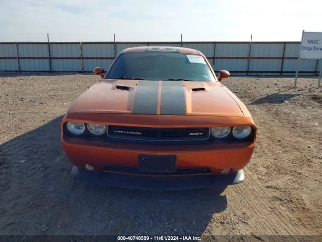 Dodge Challenger SRT8, снимка 12 - Автомобили и джипове - 48525060