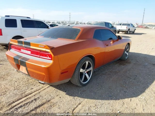 Dodge Challenger SRT8, снимка 4 - Автомобили и джипове - 48525060