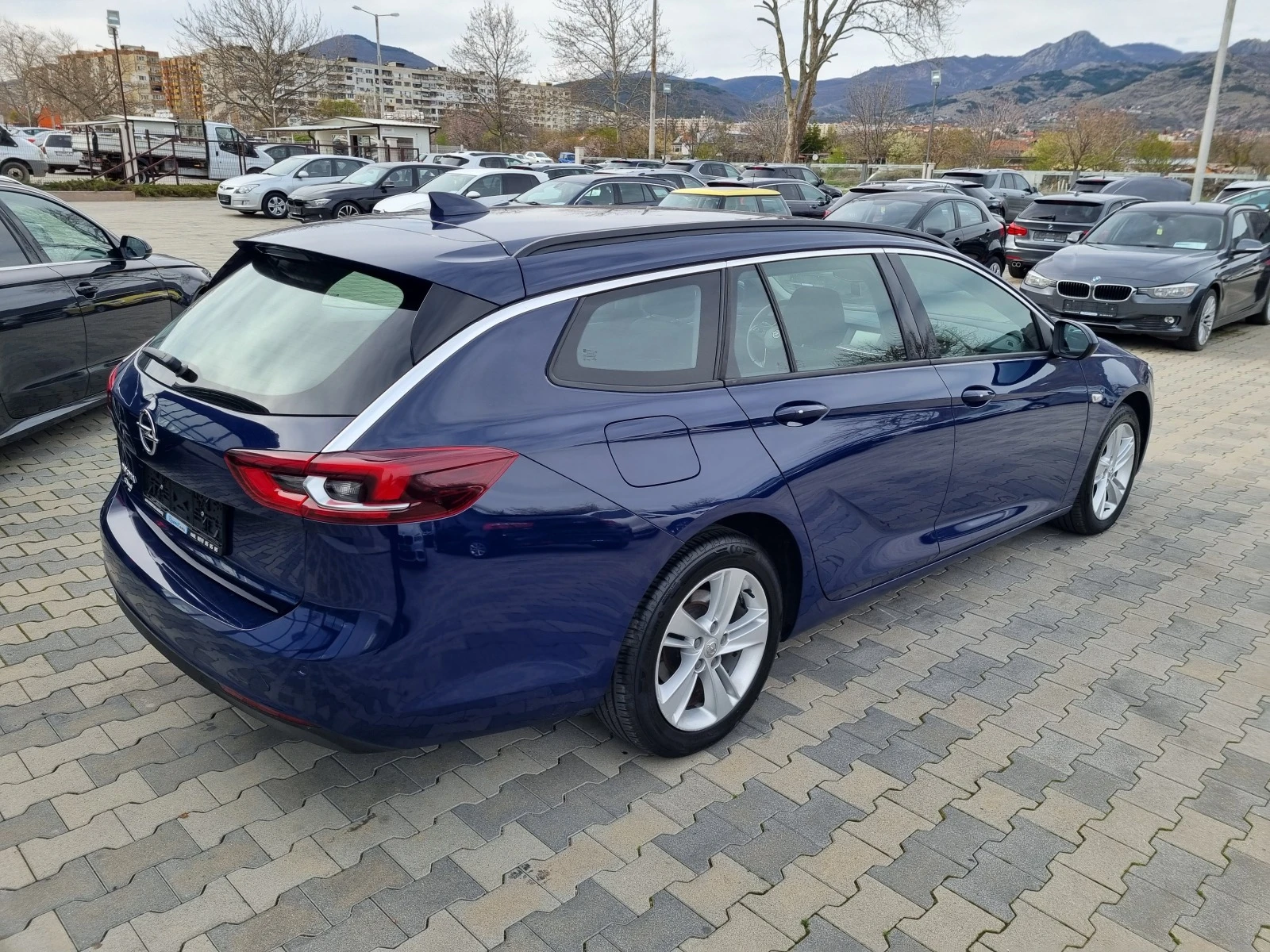 Opel Insignia 1.6CDTi-АВТОМАТИК= 2018г. EURO 6C - изображение 6