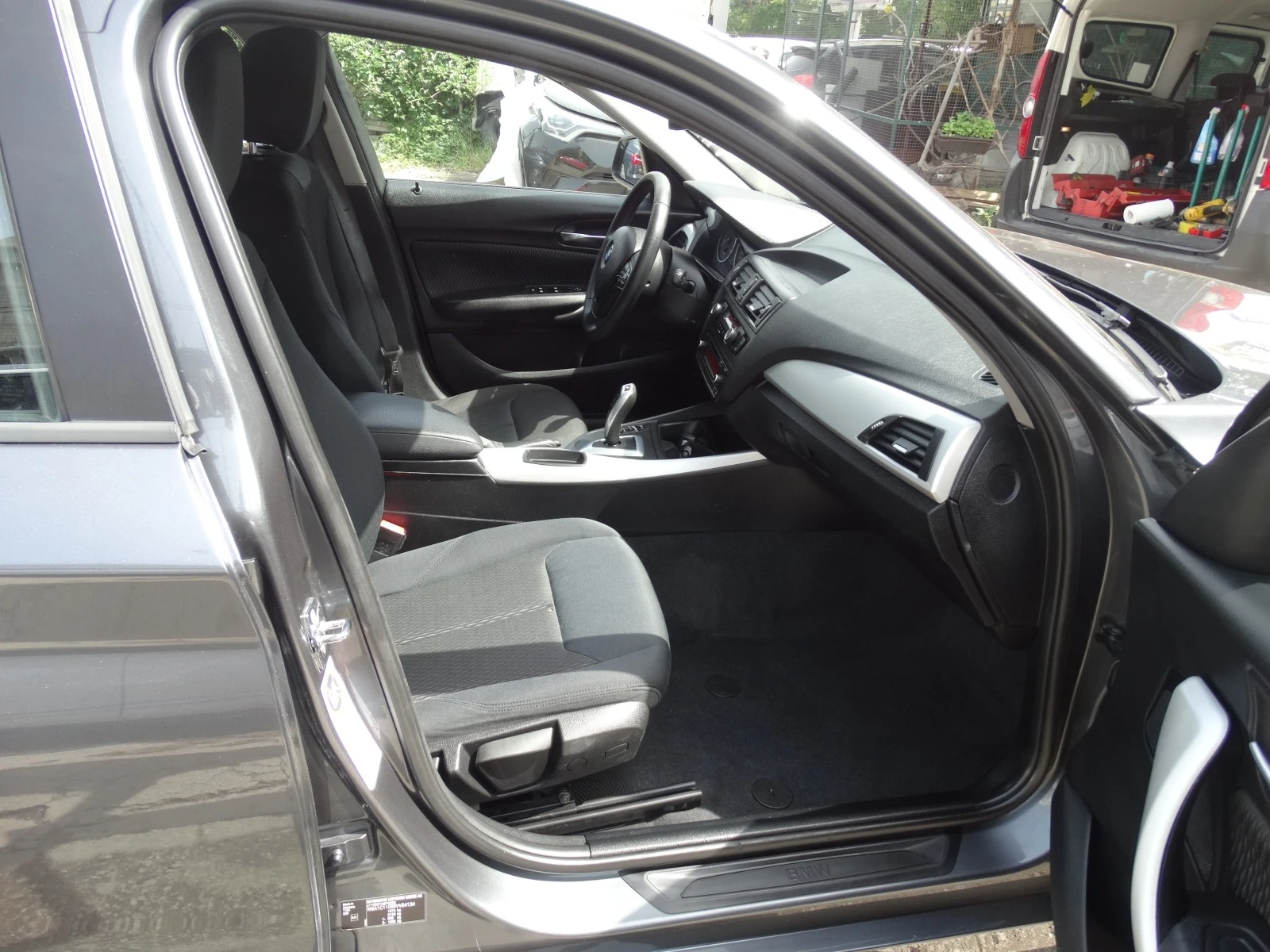 BMW 118 1.8D | Mobile.bg — изображение 11