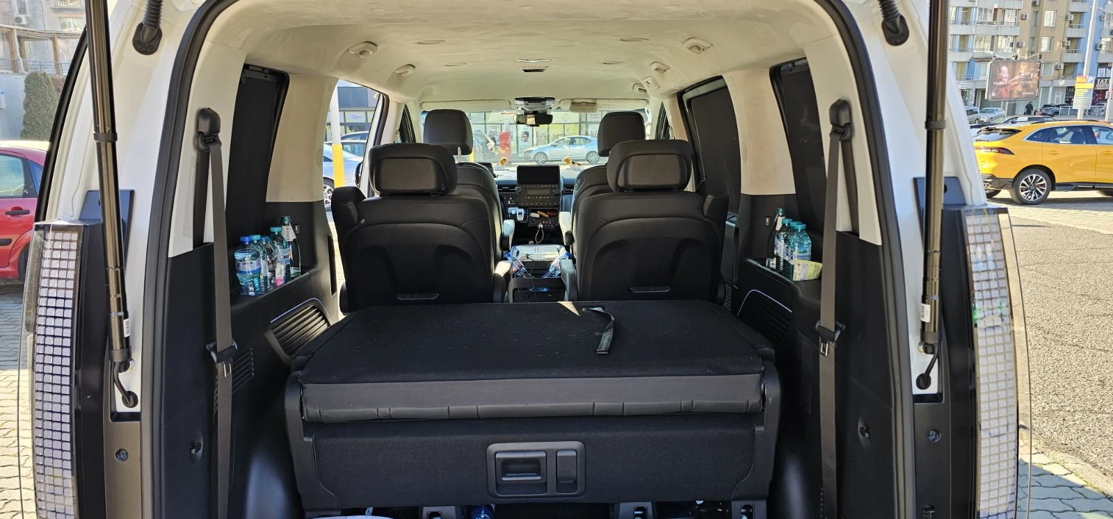 Hyundai Staria 6+ 1 | Mobile.bg   14