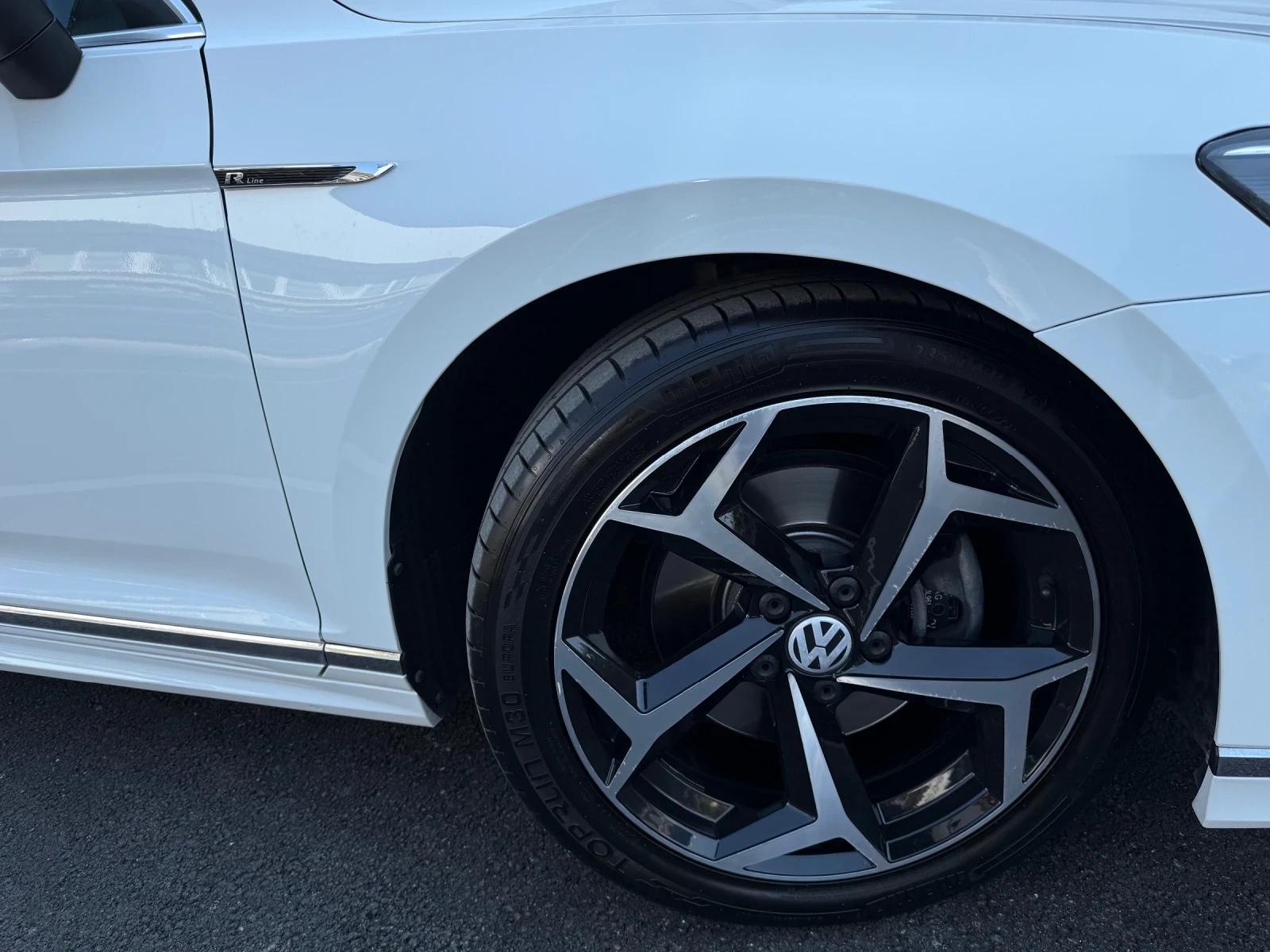 VW Passat 2.0 TSI R-Line Face Virtual Dynaudio Печка 84к км - изображение 5