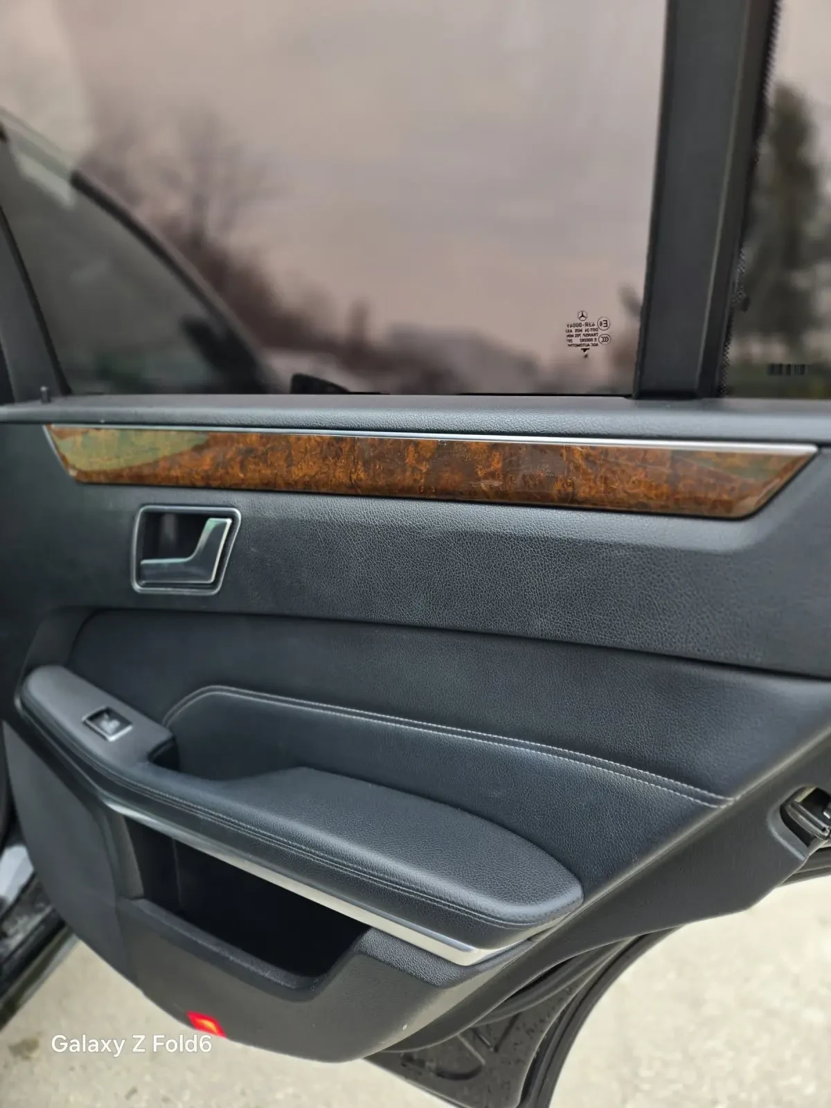 Mercedes-Benz E 220 Dynamic seats, city safe, FULL DYNAMIC LED | Mobile.bg   17