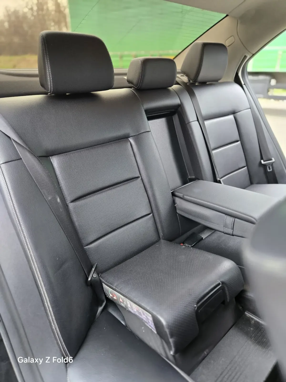 Mercedes-Benz E 220 Dynamic seats, city safe, FULL DYNAMIC LED | Mobile.bg   14