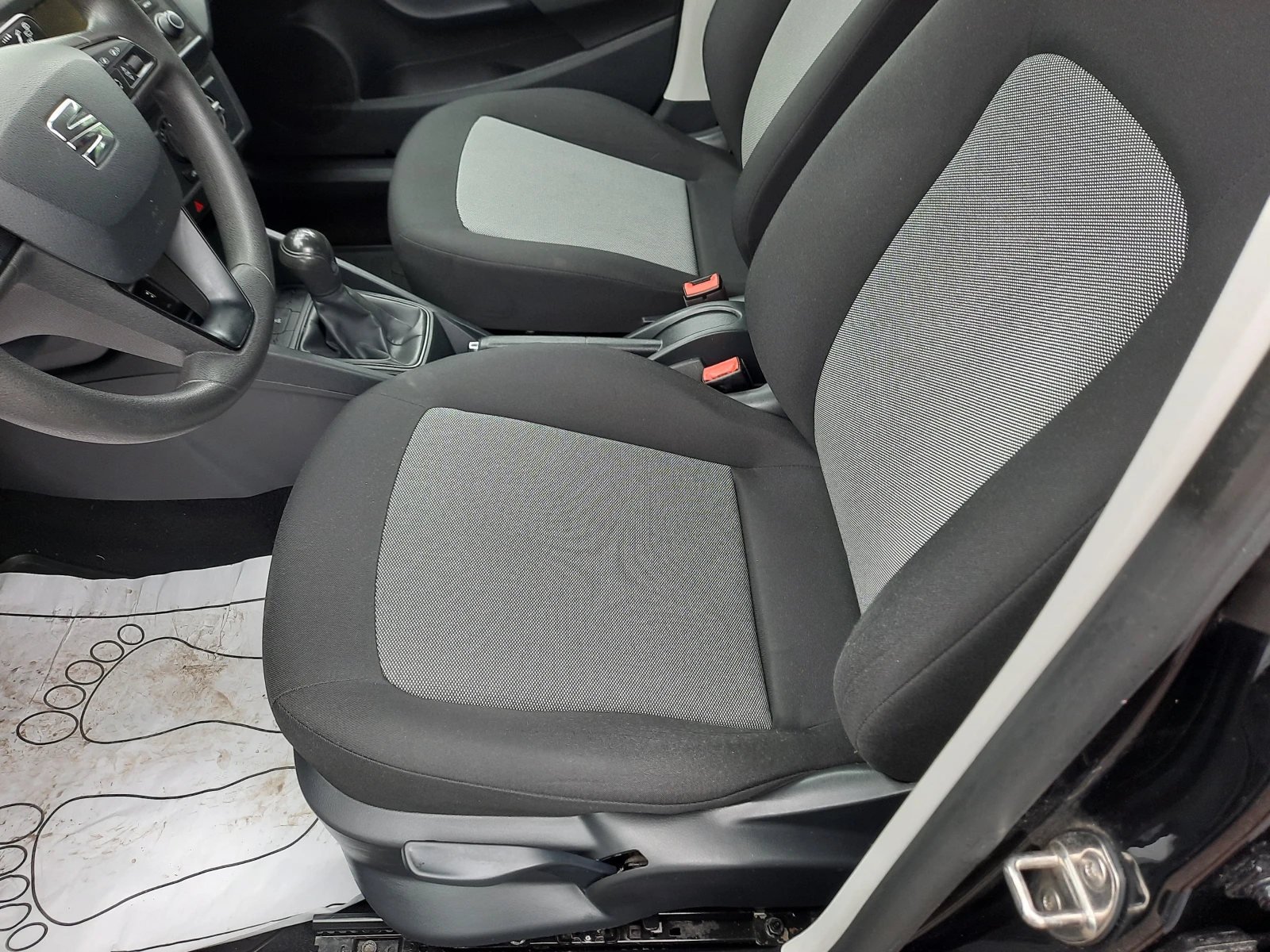 Seat Ibiza  - изображение 9