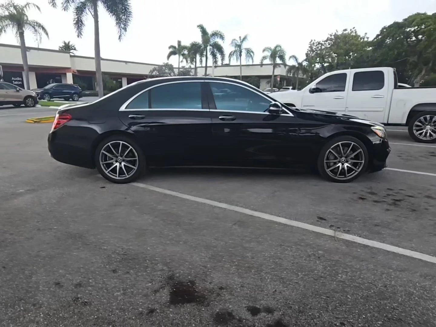 Mercedes-Benz S 450 AMG-pack* Distronic* Burmeser* 360* Head-up* Обдух - изображение 2