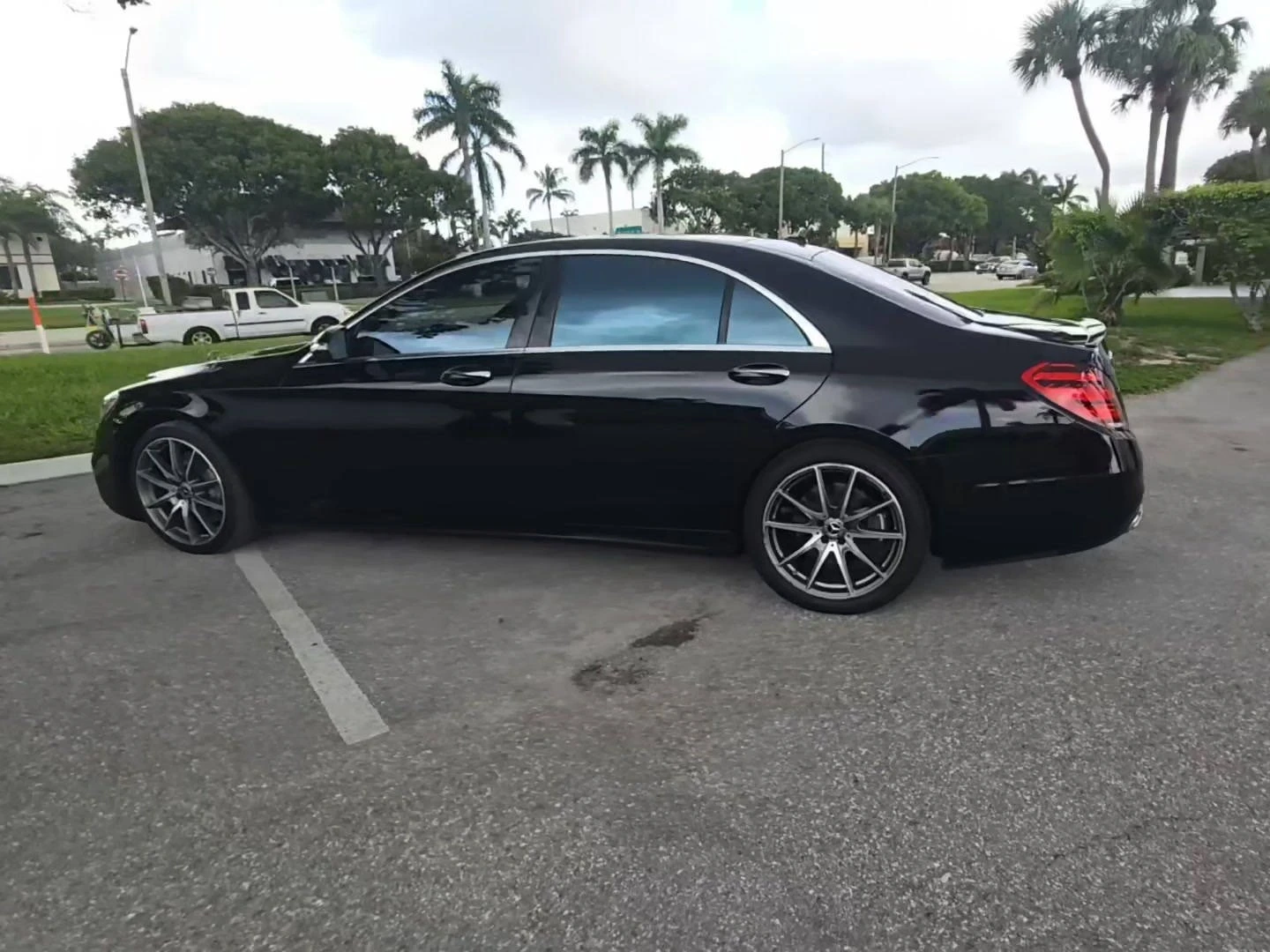 Mercedes-Benz S 450 AMG-pack* Distronic* Burmeser* 360* Head-up* Обдух - изображение 4