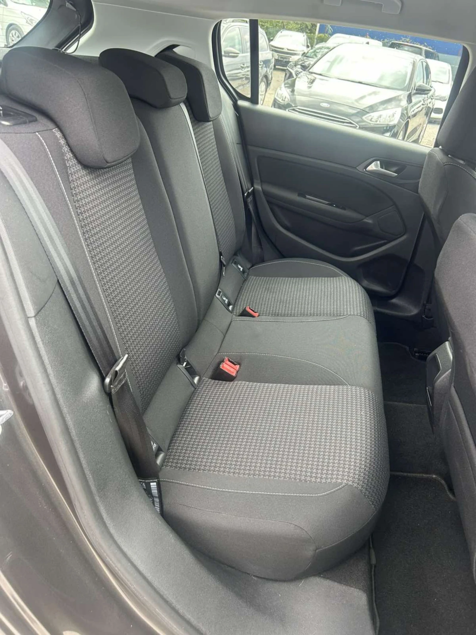 Peugeot 308 1.6 HDI 120 * NAVI * EURO 6 *  | Mobile.bg   15