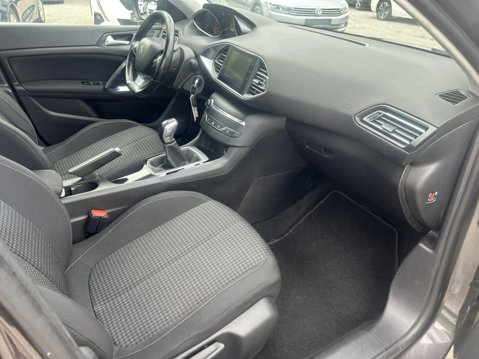 Peugeot 308 1.6 HDI 120 * NAVI * EURO 6 *  | Mobile.bg   16