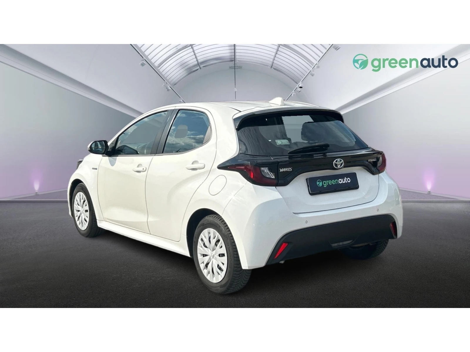 Toyota Yaris 1.5 HSD, Месечна вноска от 355 лв. - изображение 2
