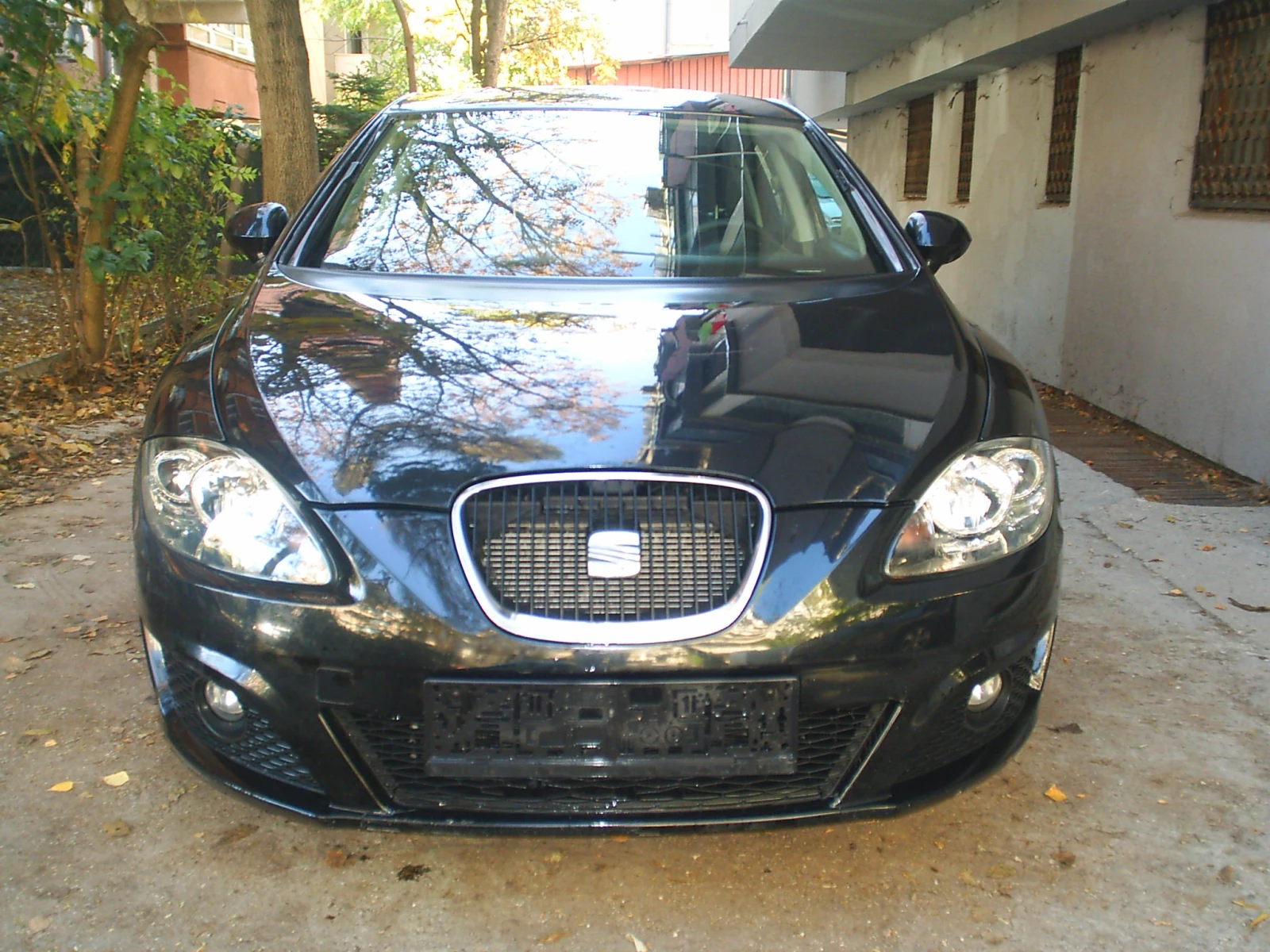 Seat Leon 1.6 TDI 105 . | Mobile.bg   2