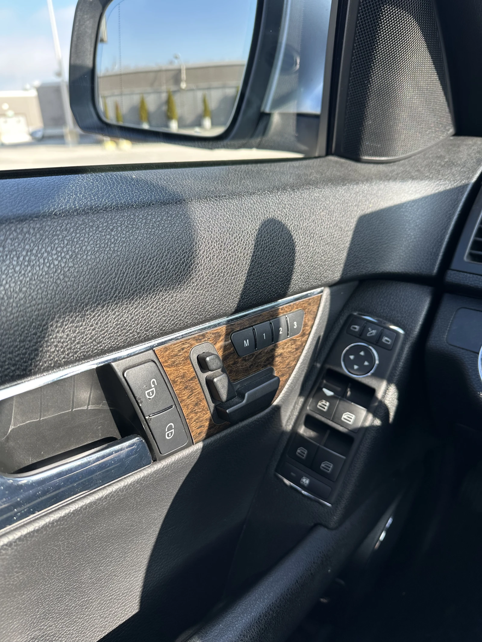 Mercedes-Benz C 320  - изображение 9