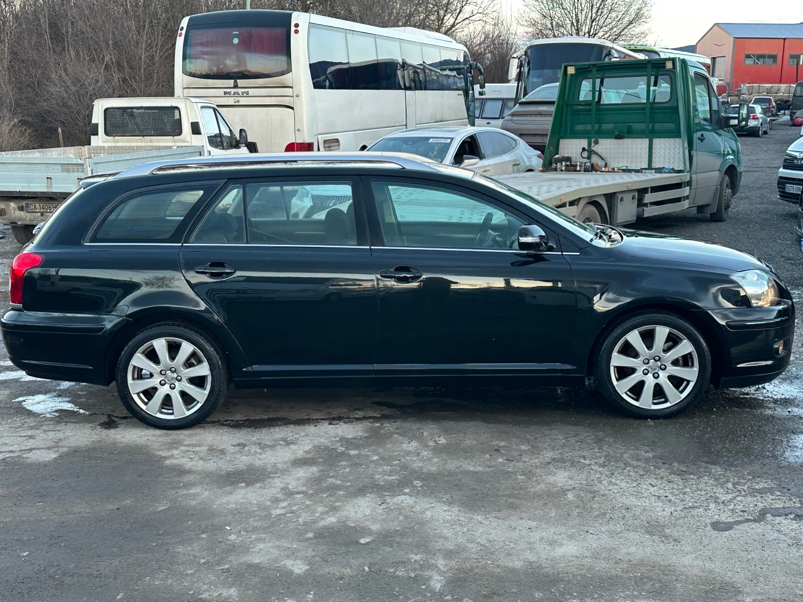 Toyota Avensis D-4D - изображение 4