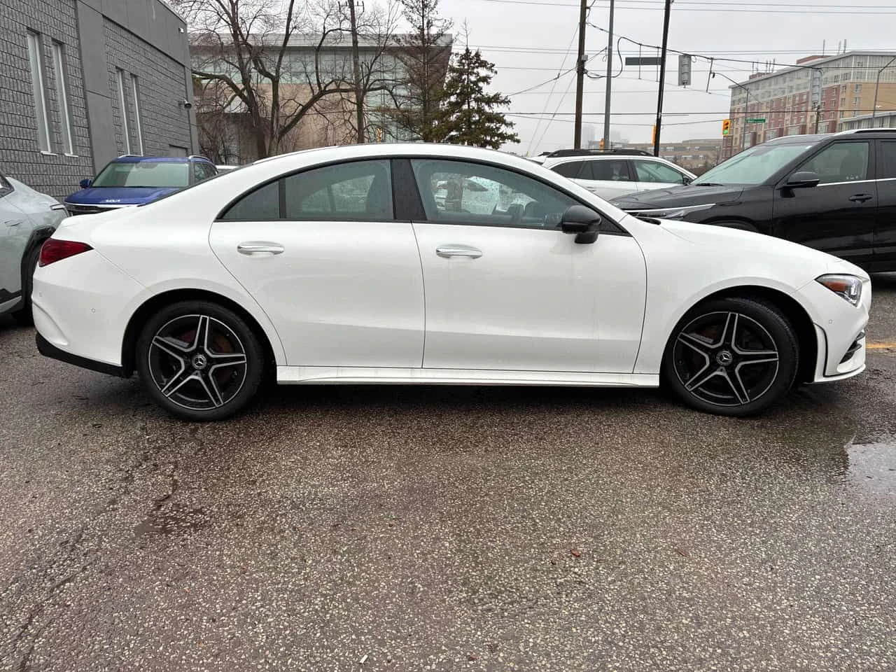 Mercedes-Benz CLA 250 * CARFAX * Дистроник* 360 камери* , снимка 3 - Автомобили и джипове - 53819552