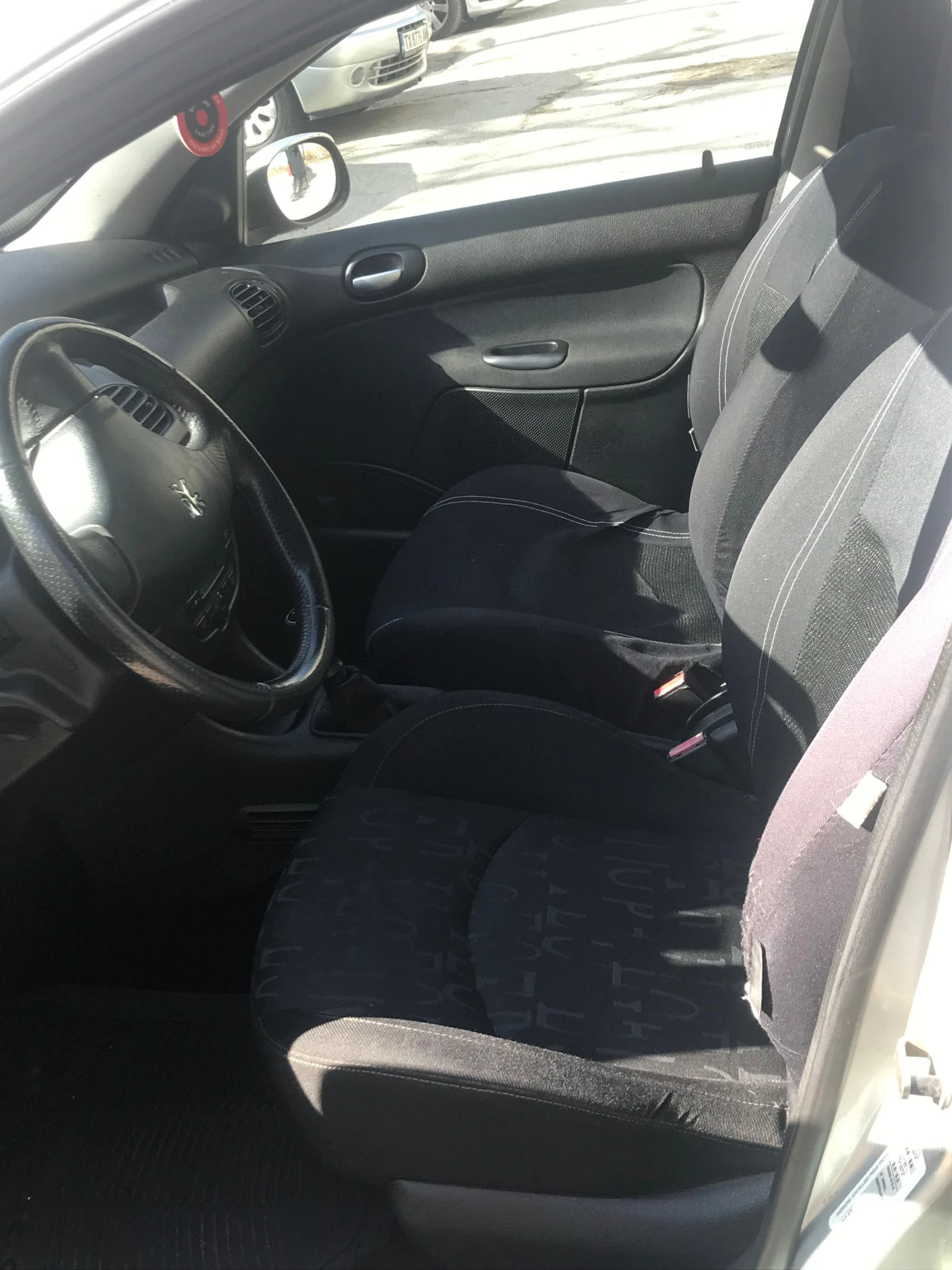 Peugeot 206, снимка 13 - Автомобили и джипове - 53829322