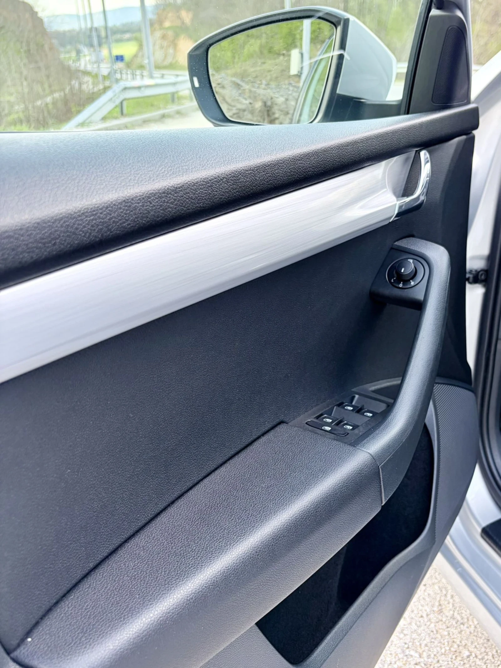 Skoda Octavia * FACELIFFT* , снимка 5 - Автомобили и джипове - 54283997