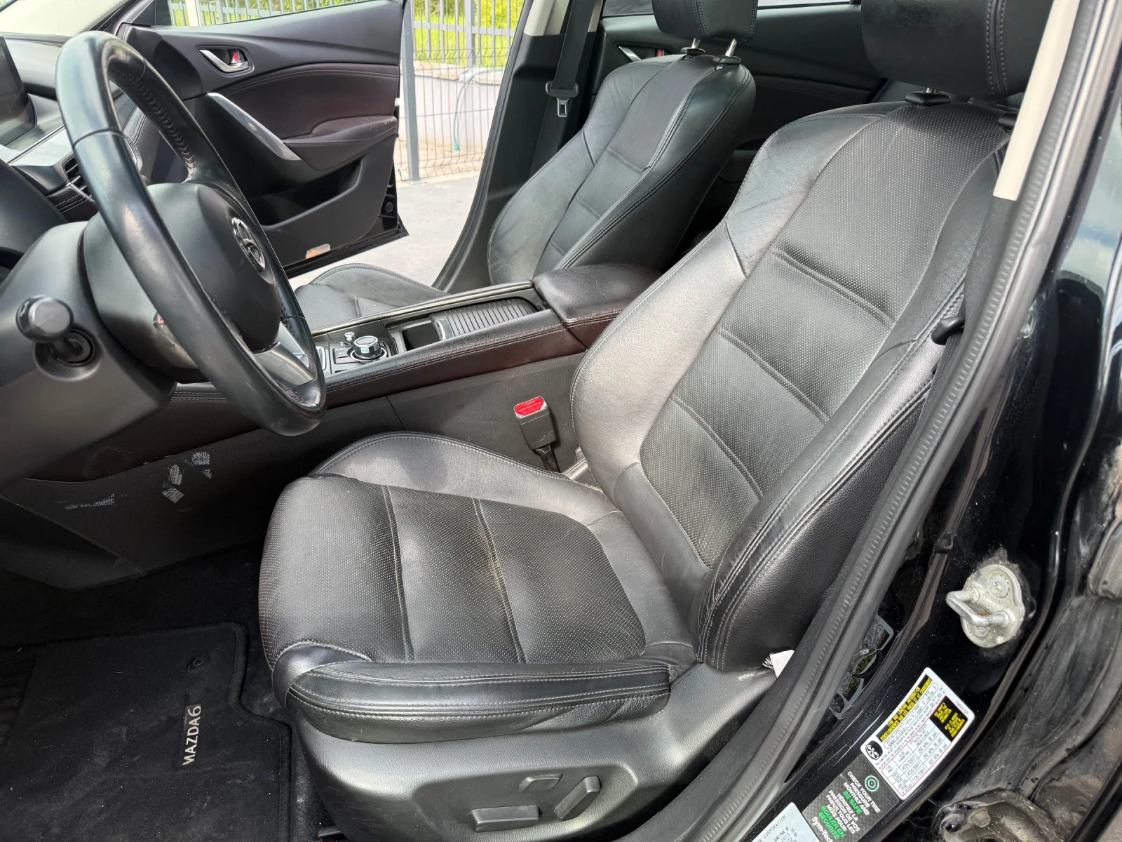 Mazda 6 2.5i , снимка 10 - Автомобили и джипове - 54382360