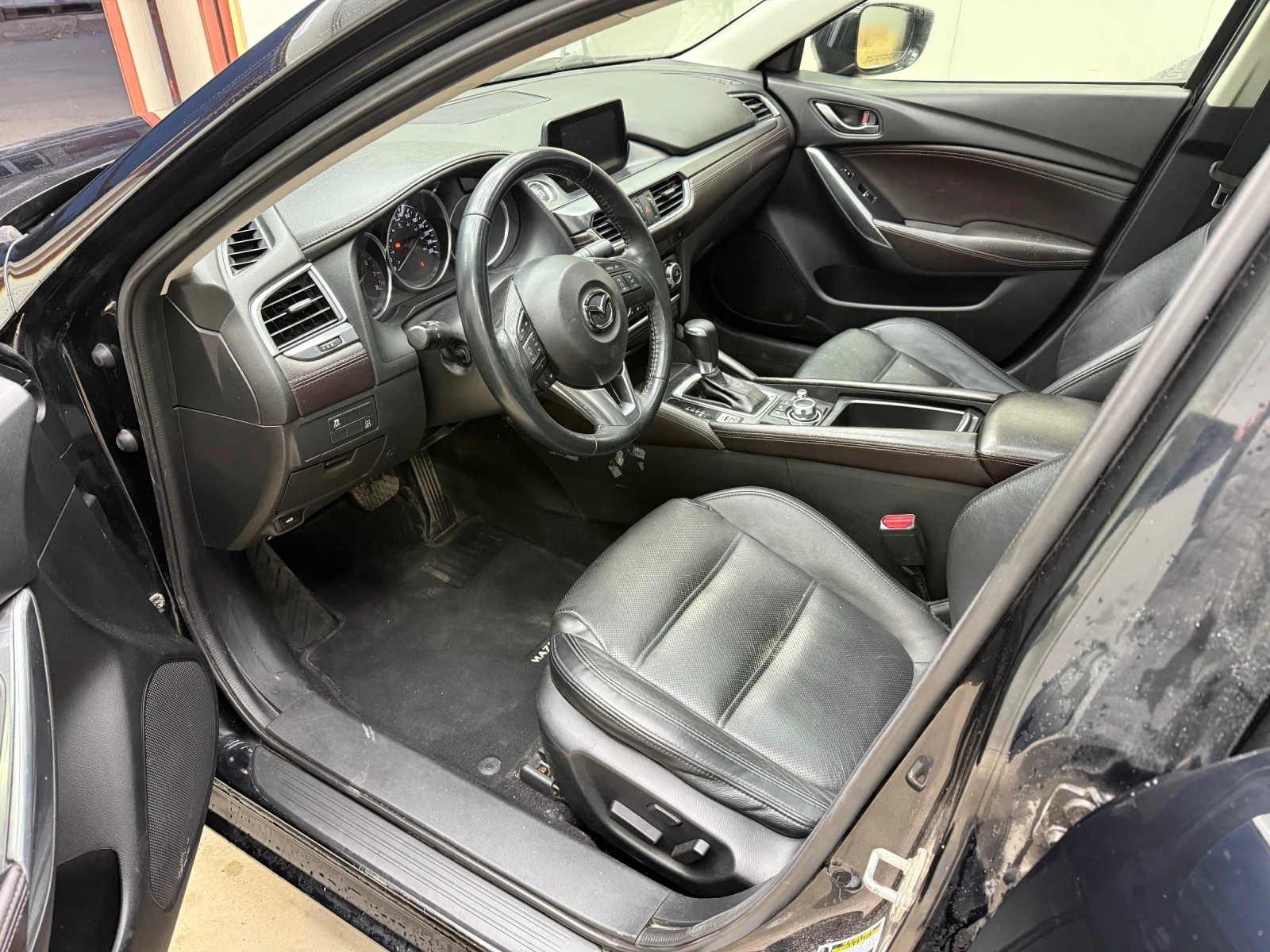Mazda 6 2.5i , снимка 6 - Автомобили и джипове - 54382360