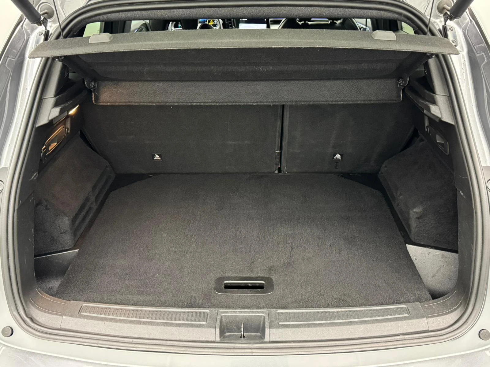 Renault Austral  Iconic, снимка 10 - Автомобили и джипове - 54414289