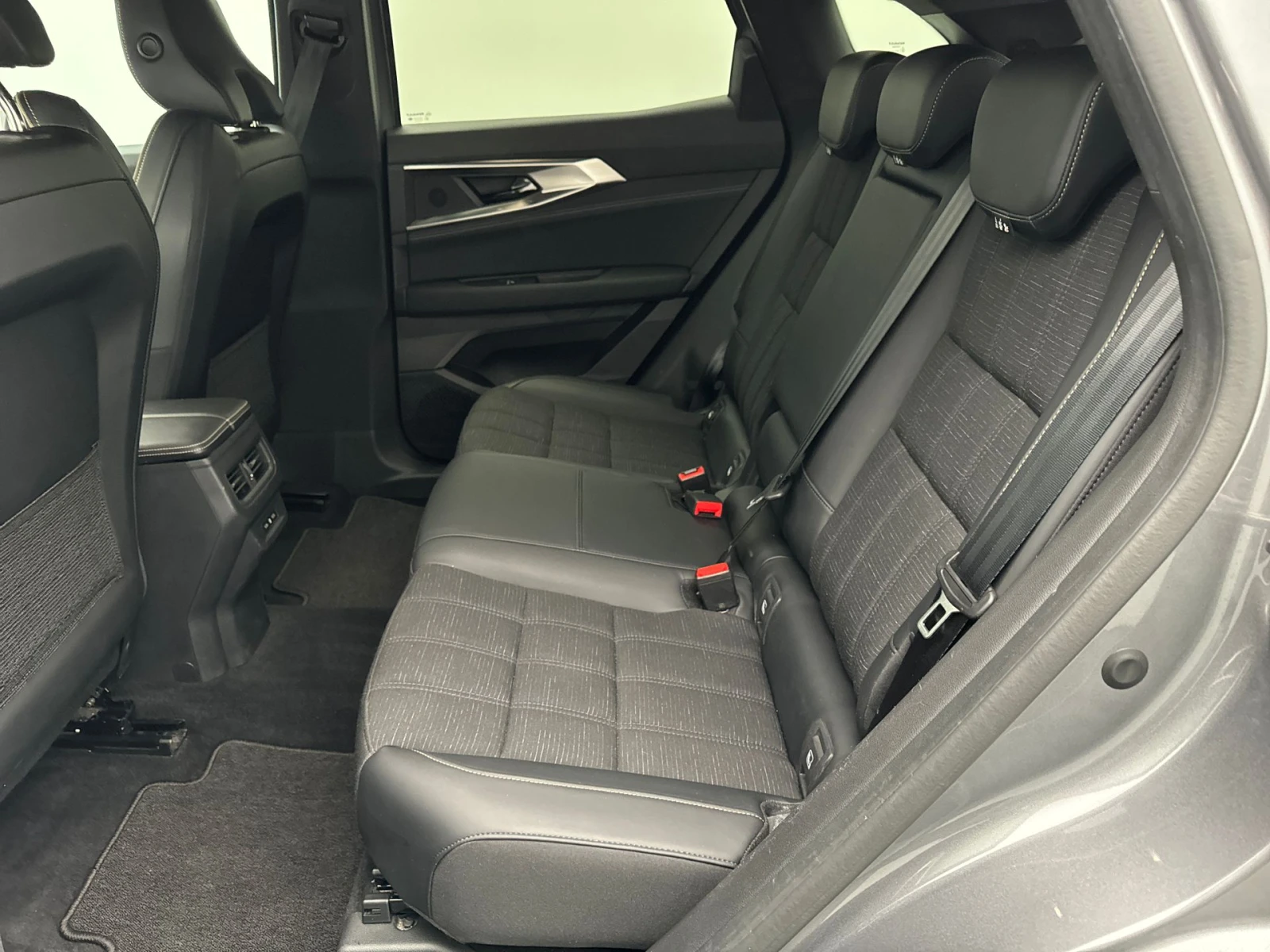 Renault Austral  Iconic, снимка 15 - Автомобили и джипове - 54414289