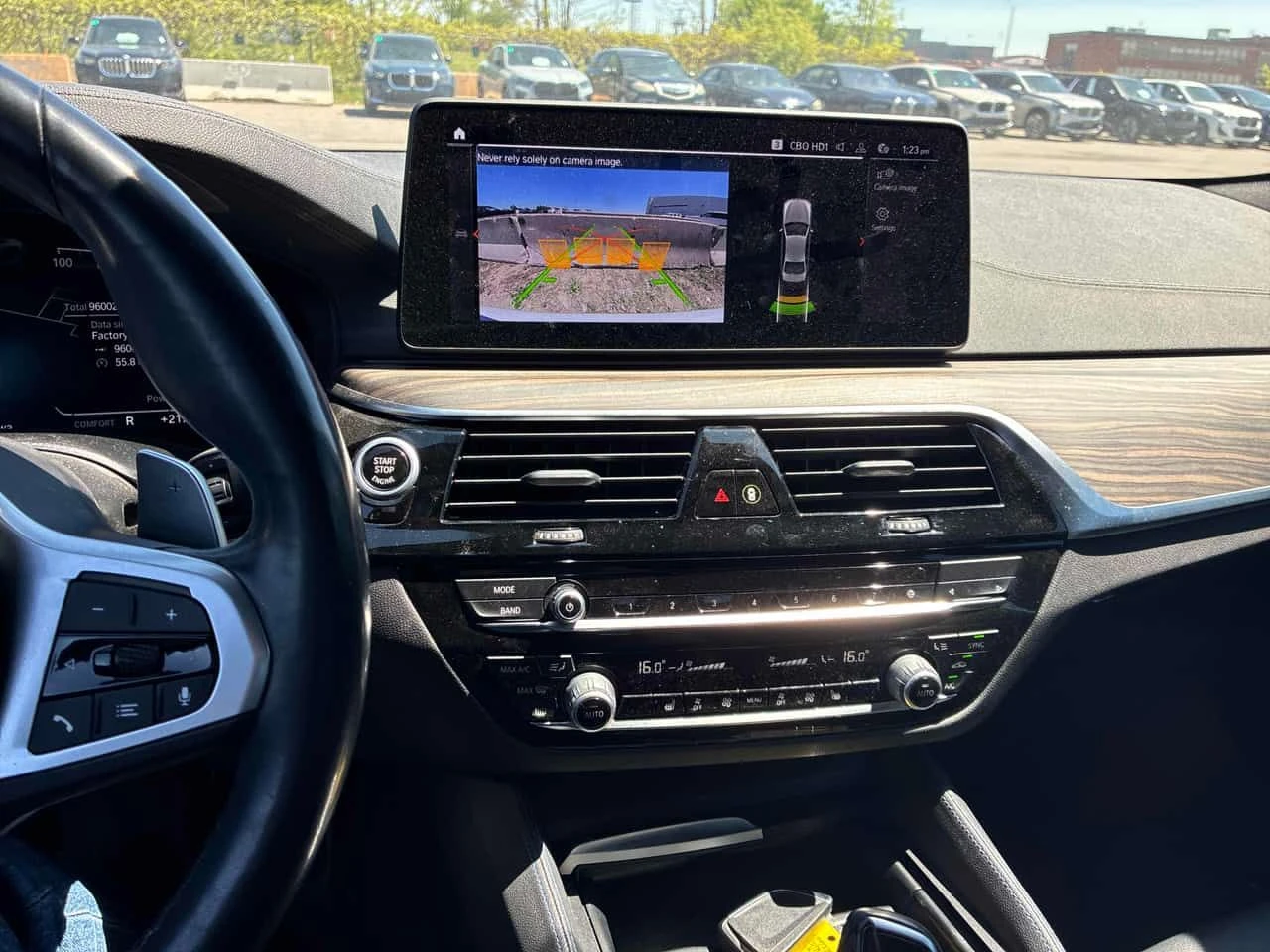 BMW 540 i xDrive/ПАНОРАМА/ДИСТРОНИК/OT BMW, снимка 9 - Автомобили и джипове - 54647369