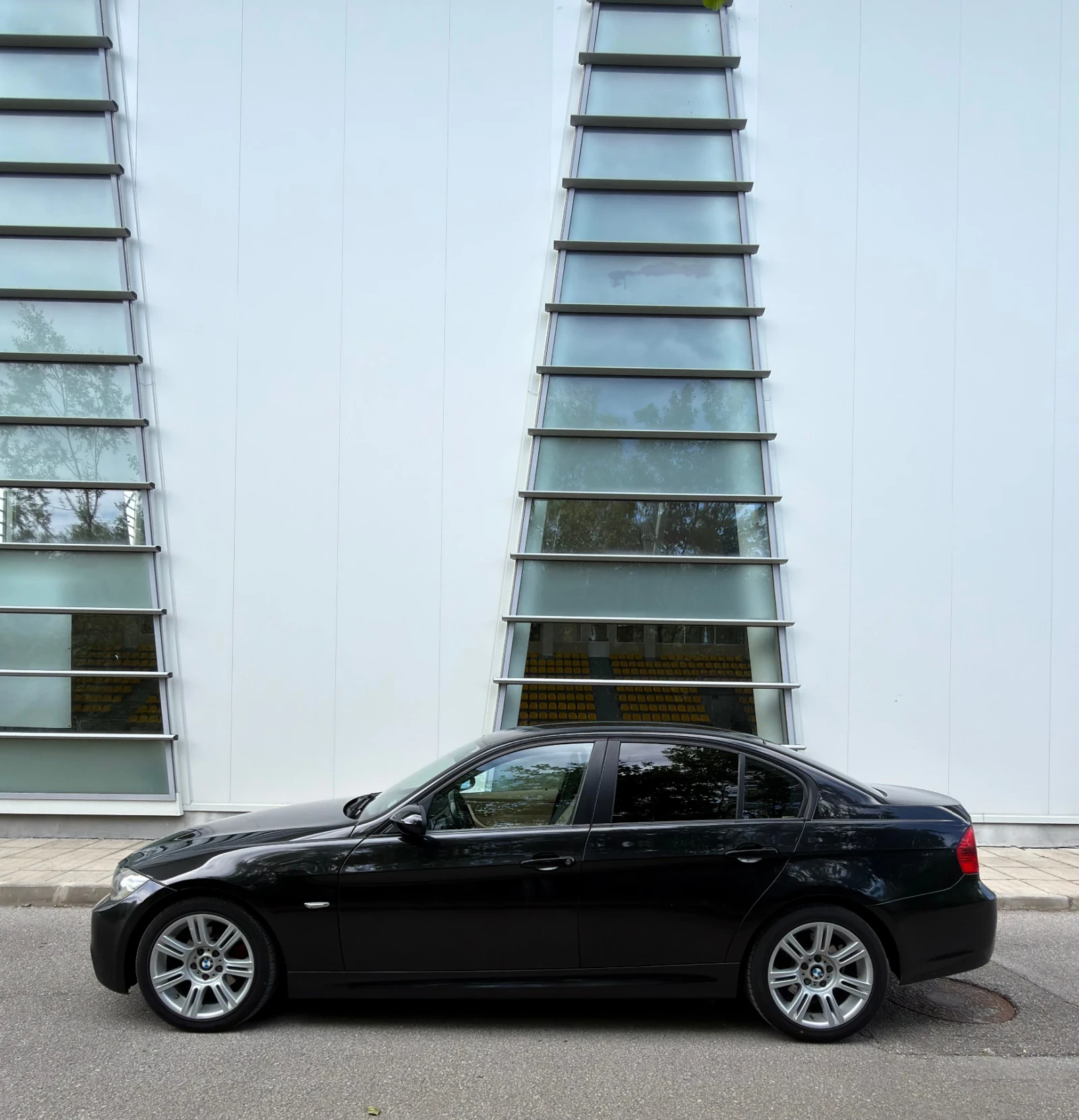 BMW 320, снимка 7 - Автомобили и джипове - 54721461