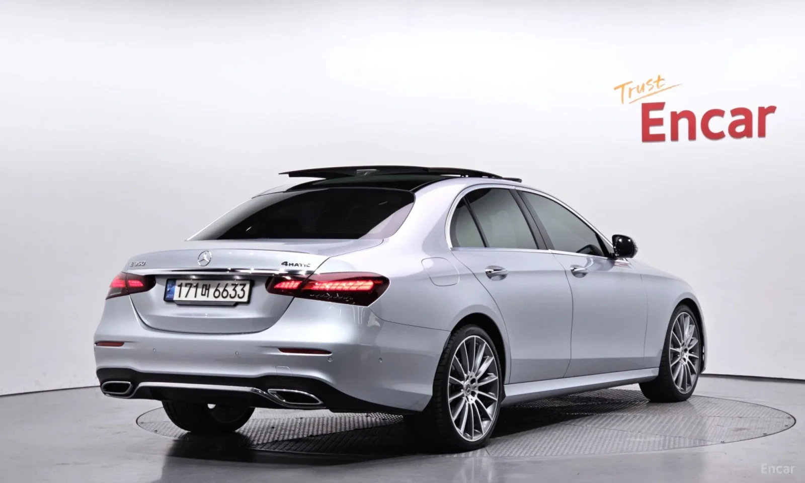 Mercedes-Benz E 350 AMG line, снимка 2 - Автомобили и джипове - 55048761