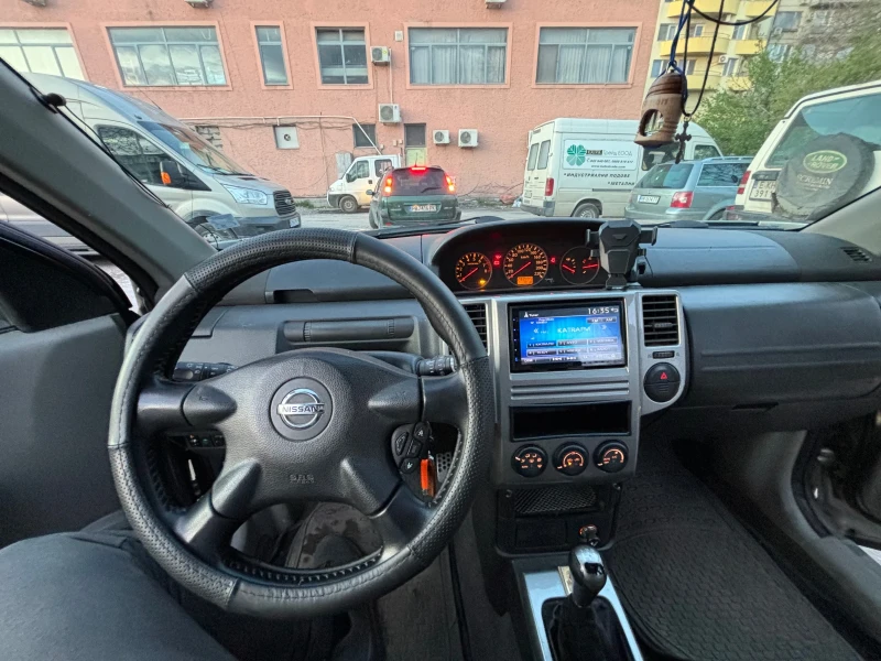 Nissan X-trail 2.5 4x4, снимка 10 - Автомобили и джипове - 44873552