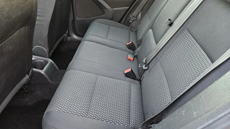 VW Tiguan 2.0 TDI...4Х4 , снимка 11 - Автомобили и джипове - 52002295