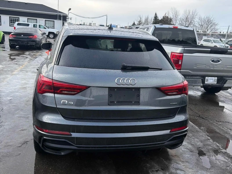 Audi Q3 * Progressiv * CARFAX * ЦЕНА ДО БГ, снимка 4 - Автомобили и джипове - 53048290