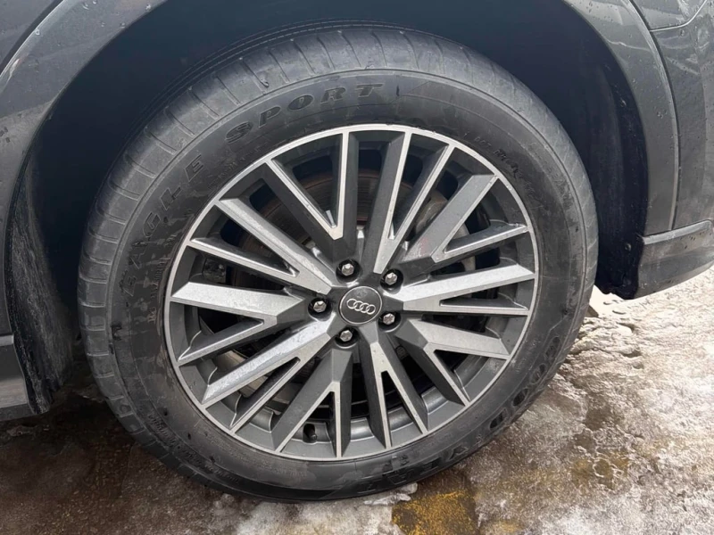 Audi Q3 * Progressiv * CARFAX * ЦЕНА ДО БГ, снимка 7 - Автомобили и джипове - 53048290