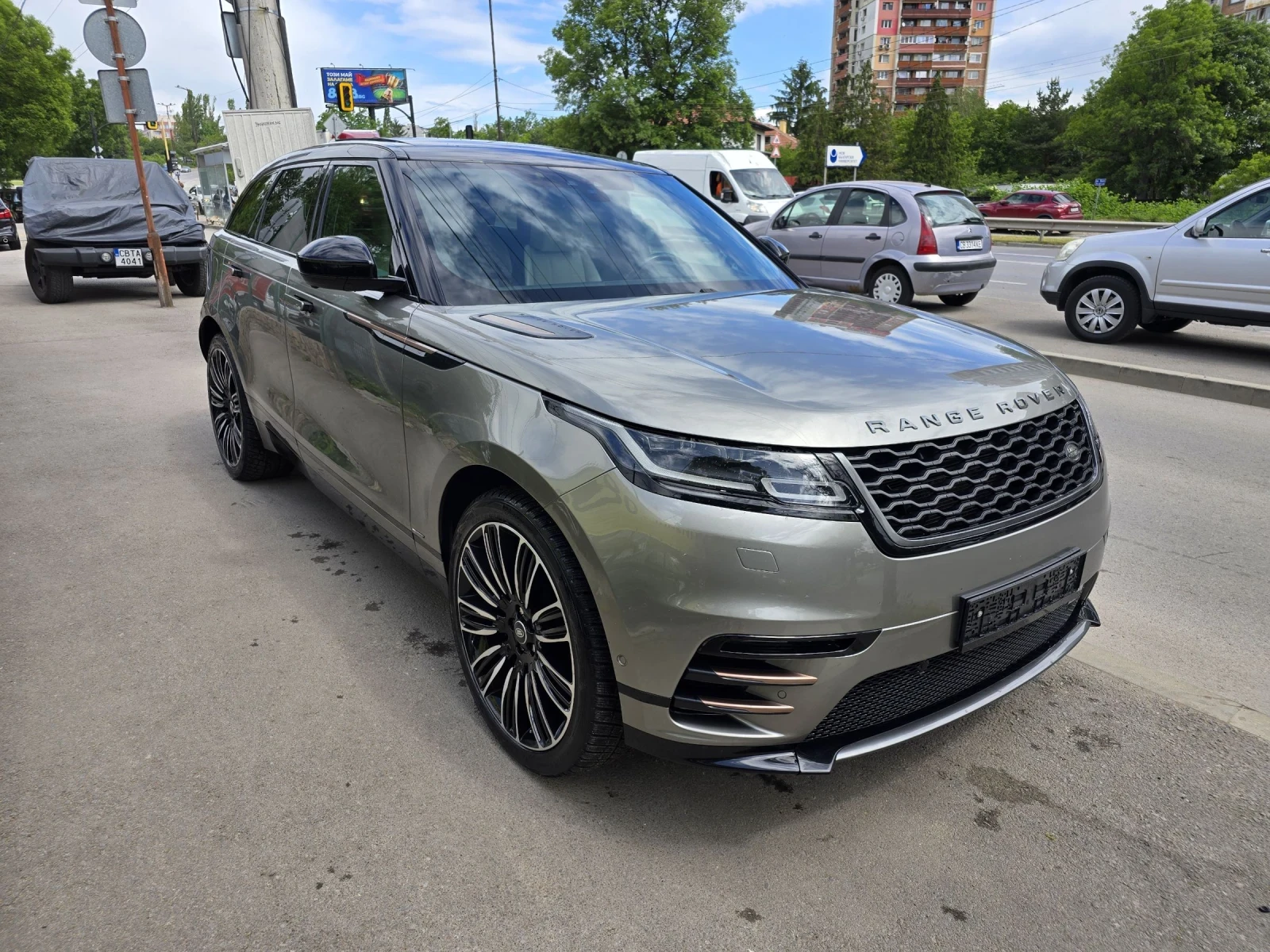 Land Rover Range Rover Velar R-DYNAMIC/PANO/CAM - изображение 3