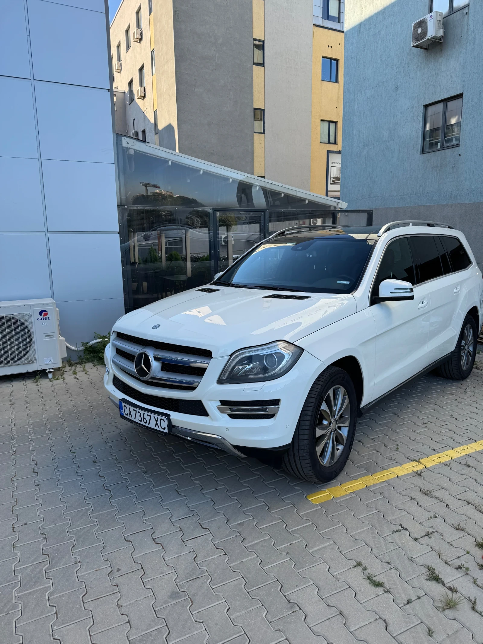 Mercedes-Benz GL  - изображение 2