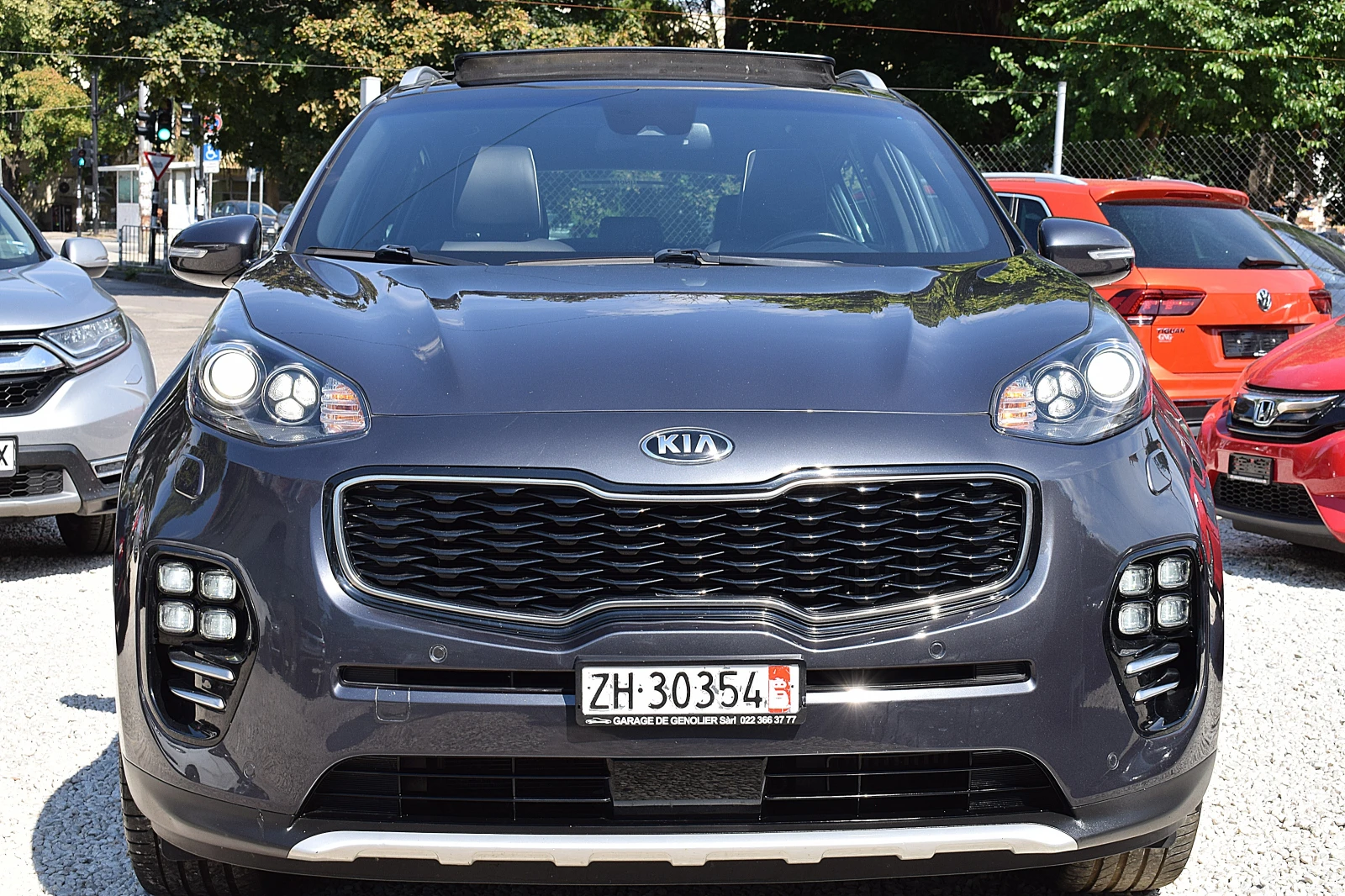 Kia Sportage 1.6ШВЕЙЦАРИЯ-ДИСТРОНИК/КОЖА/НАВИ/LANE ASSIST/ПАНОР - изображение 2