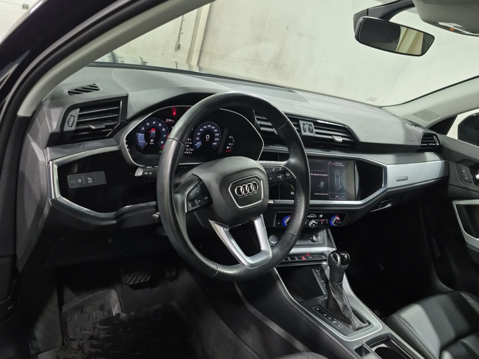 Audi Q3 * CARFAX * БЕЗ ПЪРВОНАЧАЛНА ВНОСКА - изображение 8