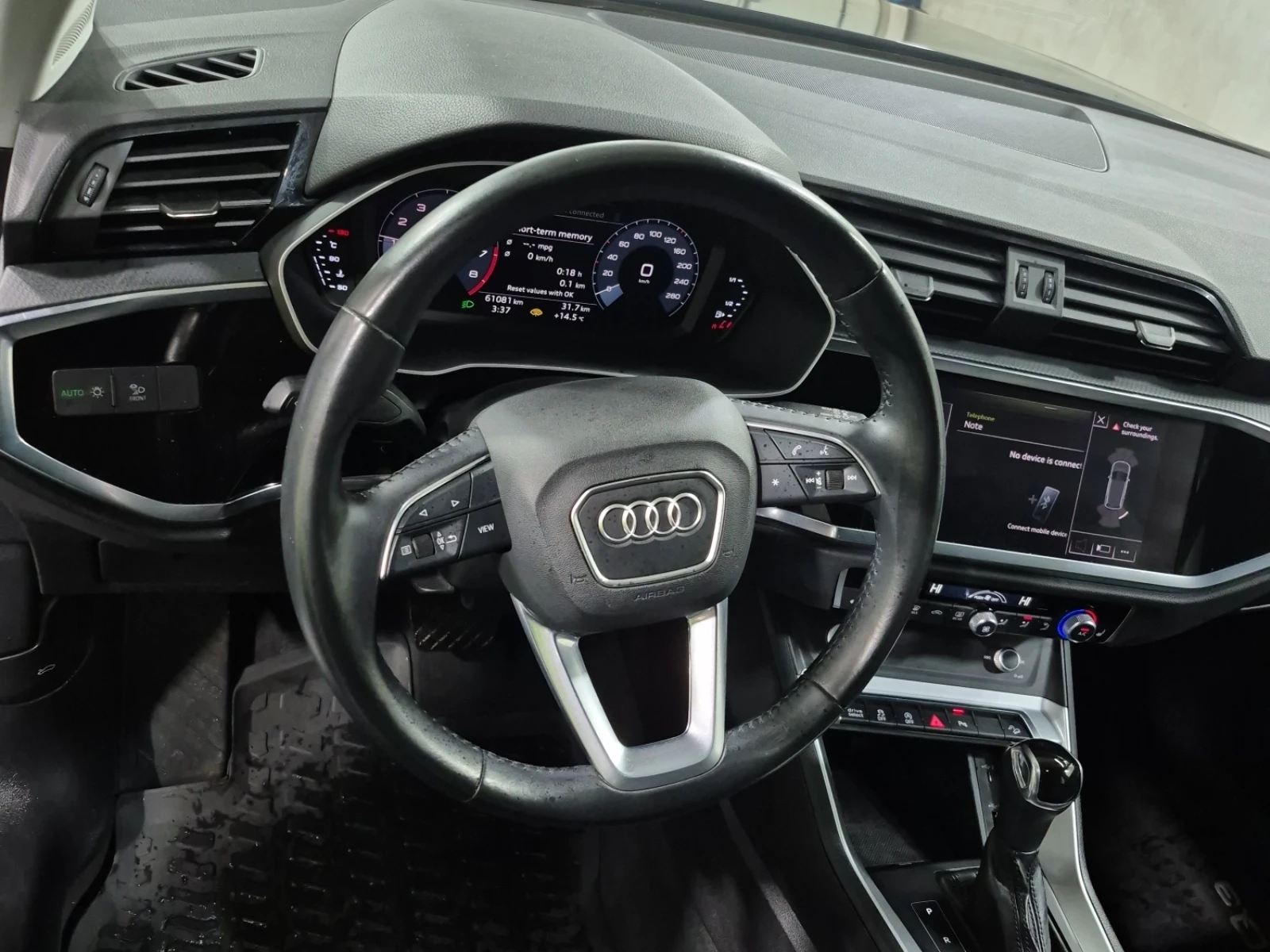 Audi Q3 * CARFAX * БЕЗ ПЪРВОНАЧАЛНА ВНОСКА - изображение 9