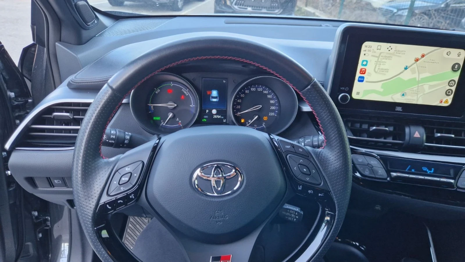 Toyota C-HR GR Sport 2.0 Hybrid, Face Lift, Гаранция, снимка 14 - Автомобили и джипове - 53325039