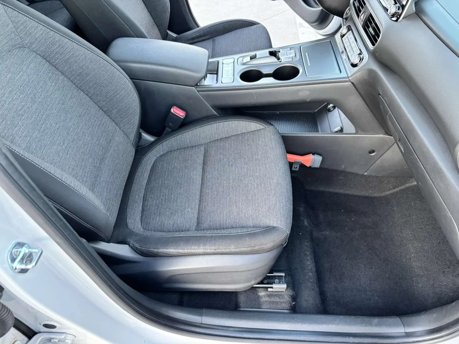 Hyundai Kona, снимка 7 - Автомобили и джипове - 53850906