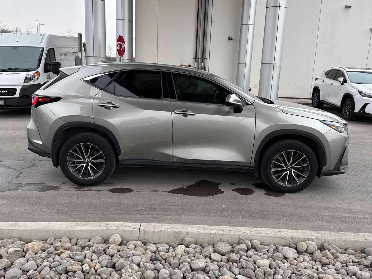 Lexus NX * 250 * CARFAX * Дистроник * Подгрев * , снимка 3 - Автомобили и джипове - 53970222