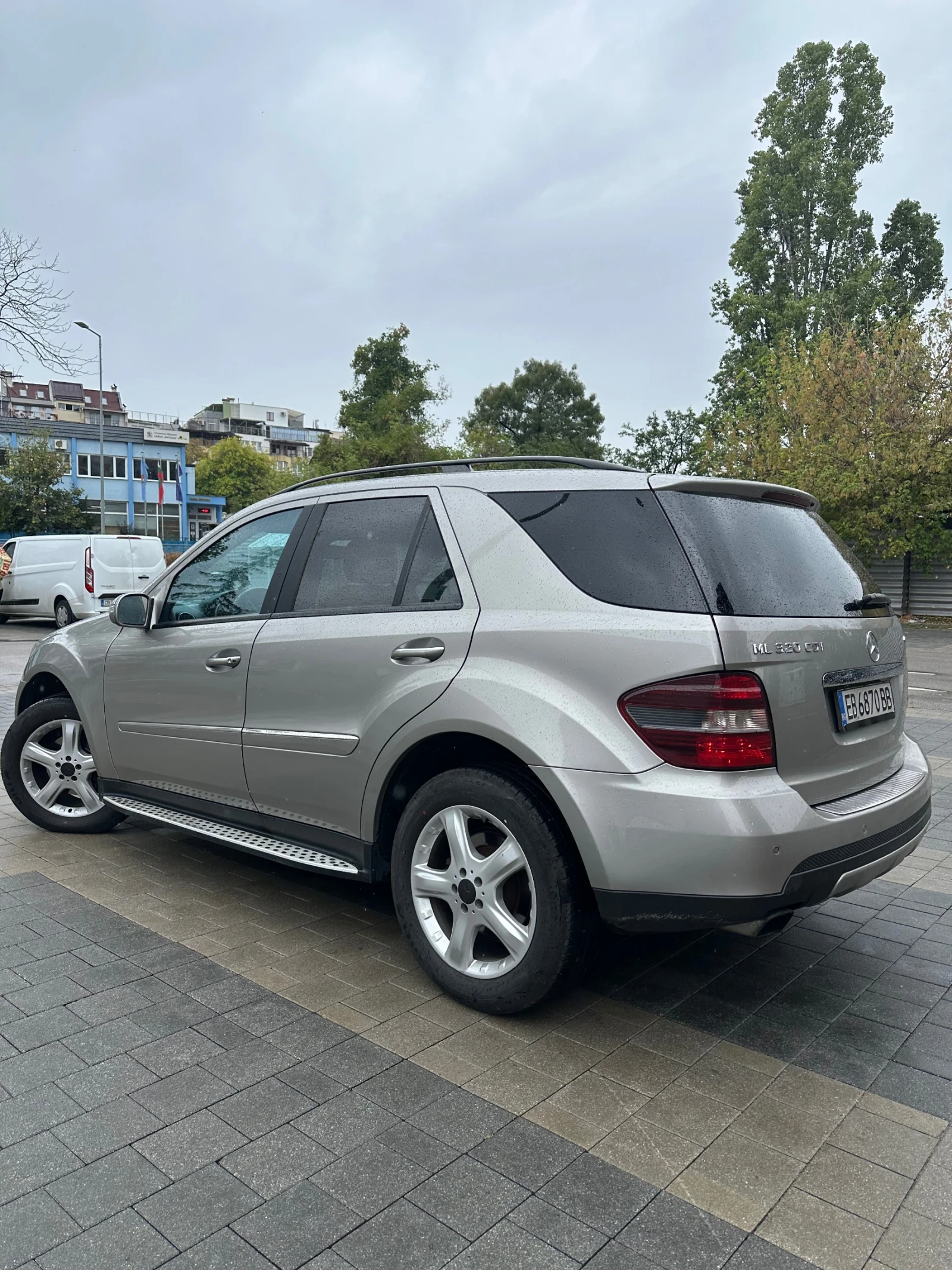Mercedes-Benz ML 320, снимка 14 - Автомобили и джипове - 54482959
