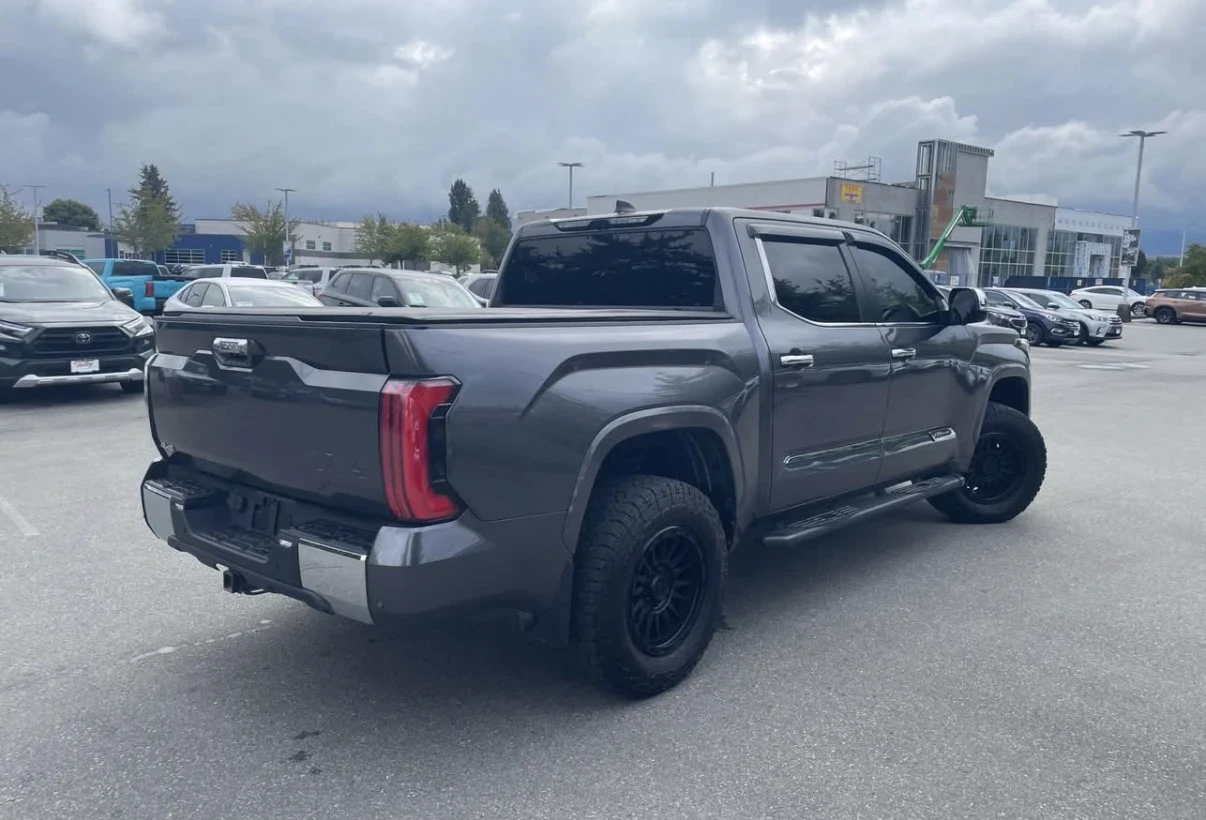 Toyota Tundra PLATINUM 1794 * HEAD UP *  JBL * БЕЗ ИНЦИДЕНТИ * , снимка 3 - Автомобили и джипове - 56131349