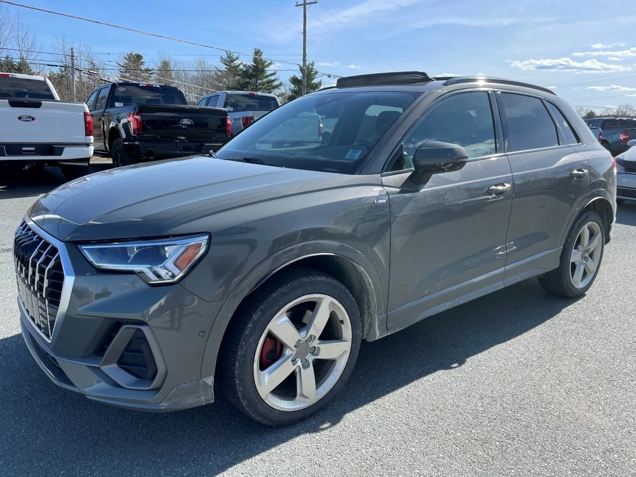 Audi Q3 Technik / 360 / B&O / Distronic / Carfax