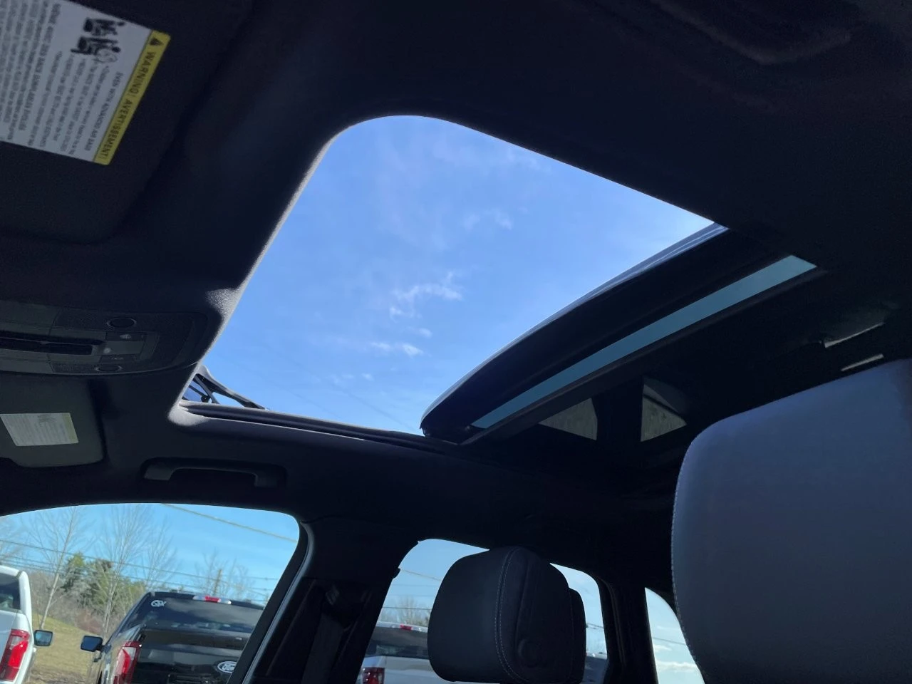 Audi Q3 Technik / 360 / B&O / Distronic / Carfax, снимка 10 - Автомобили и джипове - 56229017